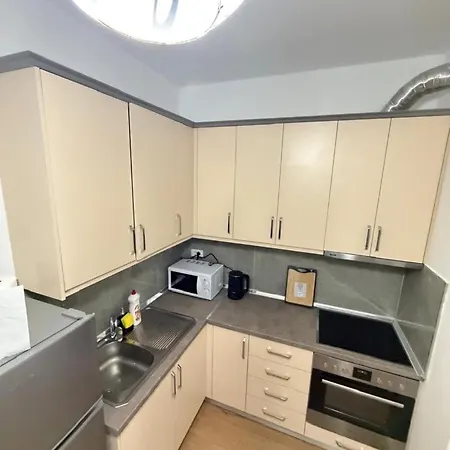 The Modern Apartamento Tirana